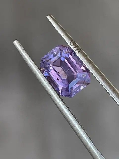 1 pcs Paars Saffier - 2.08 ct