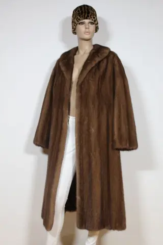 Artisan Furrier - Bont, Nerts Bontjas