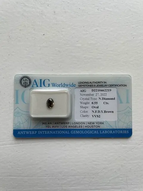 1 pcs Diamant - 0.55 ct - Ovaal - fancy diepgeel bruin -