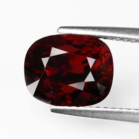 Rijk rood Spinel - 4.82 ct