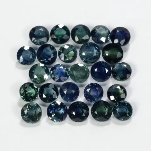 25 pcs- Geen reserve - Saffier - 4.60 ct