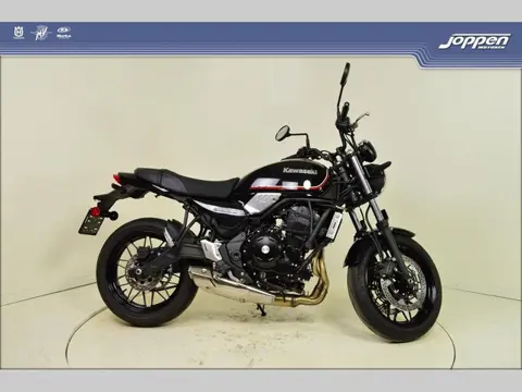 Kawasaki z650rs (bj 2023)