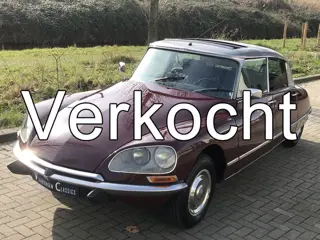 Citroën DS 21 INJ. PALLAS  * 5-versnellingen handgeschakeld.