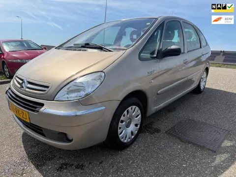 Citroen Xsara Picasso 1.8i 16V Attraction VERKOCHT