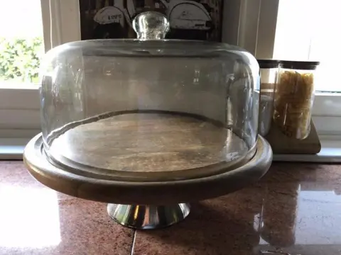 Grote stop , glazen stolp , stolp