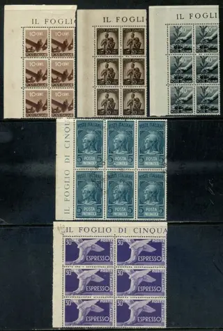Italië - Republic. 4 blocks of 6 stamps. Each one has three pieces with letters watermark.