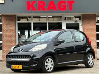 Peugeot 107 XS 1.0-12V 68 pk - 5drs - airco - radio cd - nette auto!