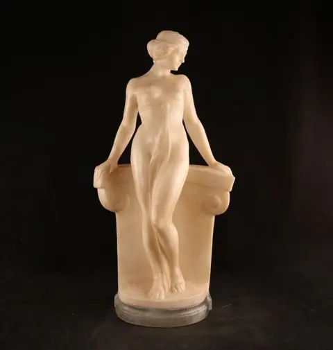 Alberto Currini (19th. cent) - Art Nouveau sculptuur met