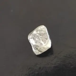 RUWE DIAMANT PRACHTIG KRISTAL - 4×4×4 mm - 0.08 g