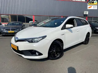 Toyota Auris Touring Sports 1.8 Hybrid Lease / AUTOMAAT / NAP / PANO / CAMERA /