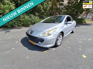 Peugeot 307 CC 2.0-16V Oxygo NETTE CABRIO RIJDT EN SCHAKELT GOED