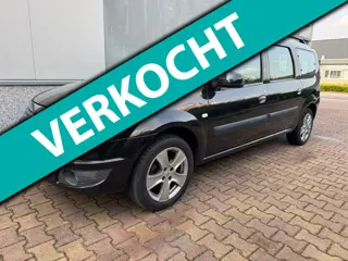Dacia Logan MCV 1.6 Blackline 7p. (NAP KM + AIRCO + 7 PERS + TREKHAAK)