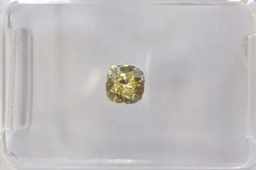Diamant - 0.30 ct - Cushion - fancy intens geel - VS1, No