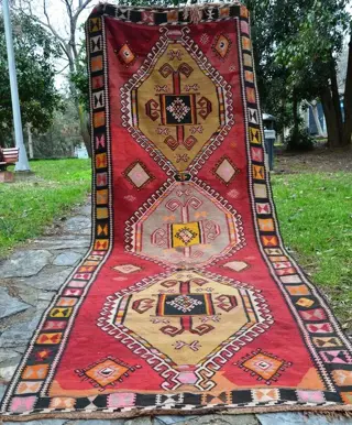 Kars kazak -Hand Woven- Rooted (Natural) Dyed Yarn Weaving