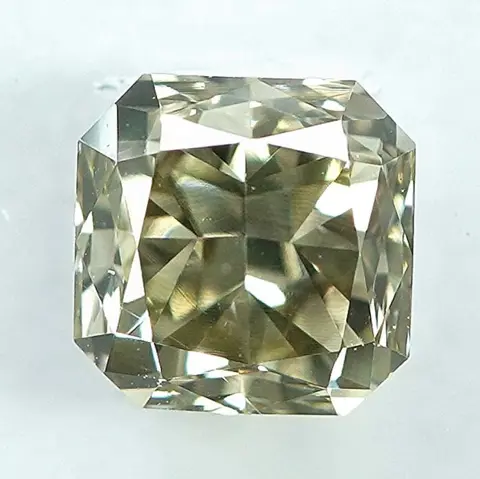 Diamant - 0.70 ct - Radiant - S-T,Light Greenish Yellow -