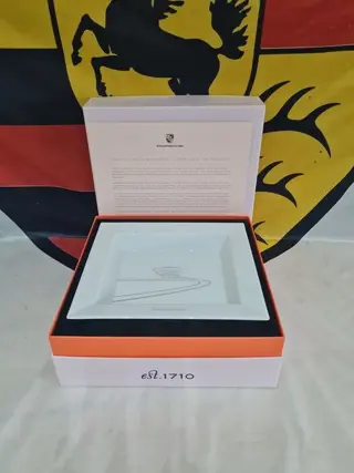 Decoratief object - PORSCHE Schale von Porzellan-Manufaktur