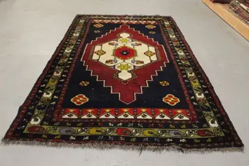 Yahyahli - Tapijt - 246 cm - 150 cm