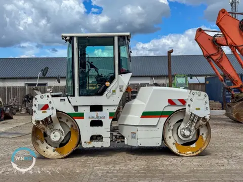 Caterpillar CB434D (bj 2005)