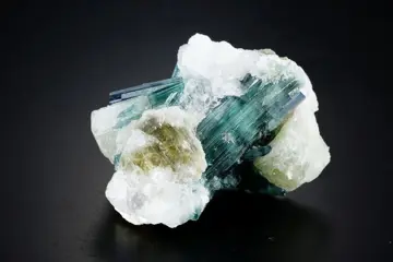 INDICOLITE (blauw-paarse toermalijn) kristal combinatie met