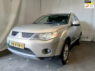 Mitsubishi Outlander 2.4 Invite - Airco - Motor Loopt Onregelmatig