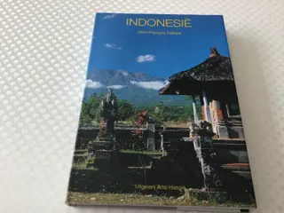 Boek v.Indonesië prachtig land om te reizen TOP