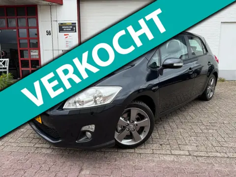Toyota Auris 1.8 Full Hybrid Executive |NIEUW APK|LUXE |VOLL OPTIES|LM VELGEN CAMERA|