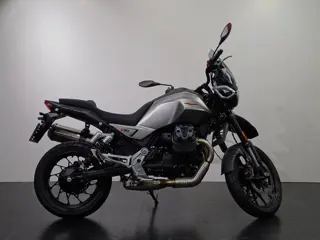 Moto Guzzi V 85 STRADA (bj 2025)