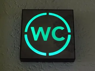 Licht gevend wc bord ,toilet