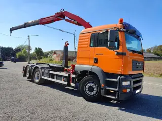 MAN TGA 28.310 Container / Fassi F130 (bj 2006, automaat)