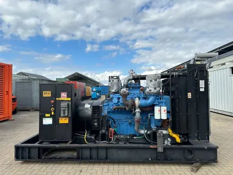 MTU 12V 2000 Stamford 810 kVA generatorset (bj 2008)