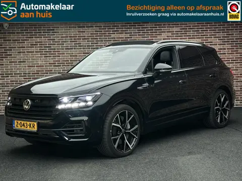 Volkswagen Touareg 3.0 TSi 4MOTION R HeadUp Panorama Luchtvering Memory Line