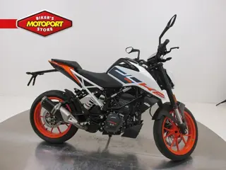 KTM 125 DUKE (bj 2023)