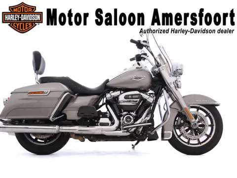 Harley-Davidson FLHR ROAD KING / ROADKING MILWAUKEE EIGHT