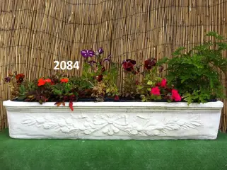 Een meter plantenbakken