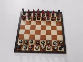 Schaakspel, met christelijke stukken