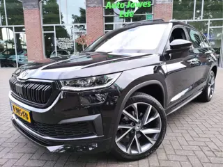 Škoda Kodiaq 1.5 TSI DSG Sportline Business Panoramadak - Trekhaak - Adaptieve Cr.control - 20Inch L