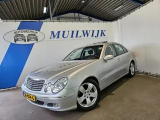 MERCEDES-BENZ E-KLASSE E-Klasse 200K Elegance / Trekhaak / Schuifdak / Youngtimer!
