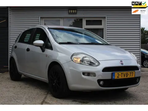 Fiat Punto Evo 1.2 Pop 5-deurs, airco, lm-velgen, nette zuinige auto, wordt geleverd met nieuwe apk 