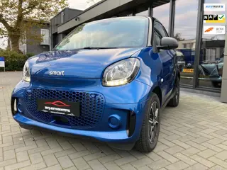 Smart Fortwo cabrio EQ Essential 18 kWh aico stoelverwarming stuurverwarming super nette auto ideaal