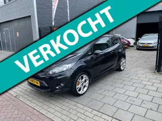 Ford Fiesta 1.6 Ghia Sport Airco Navi NAP APK 1 Jaar