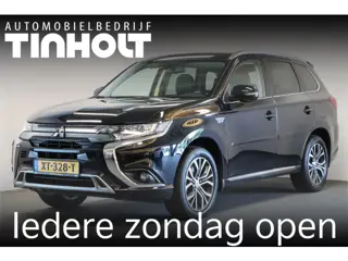 Mitsubishi Outlander 2.4 PHEV Pure+ Trekhaak (bj 2019)
