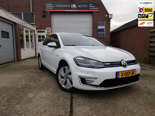 Volkswagen E-Golf E-DITION, Stoelverwarming, Apple carplay, Adaptive cruise control, Dealer onderhou