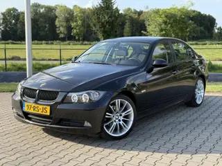 BMW 3-serie 320i Dynamic Executive NL auto, M sport, xenon, nieuwe APK, airco, cruise, NAP !