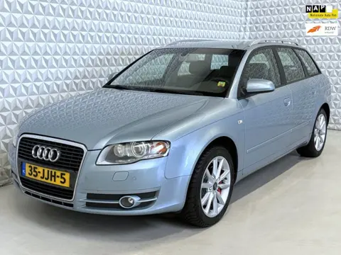 Audi A4 Avant 3.2 FSI Quattro Automaat Navigatie S-line(2005)