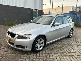 BMW 3-serie Touring 316i Business Line 2010 NAVI