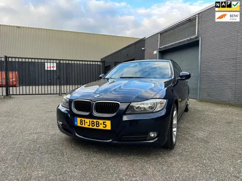 BMW 3-serie Touring 320i Business Line INJECTOREN DEFECT Clima Cruise Navi Leer PDC LM-Wielen