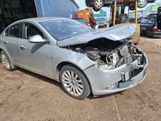 Opel Insignia 1.6 T Cosmo voor onderdelen
