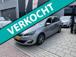 Peugeot 308 SW 1.2 PureTech Blue Lease Premium Trekhaak Pano Airco NAP APK