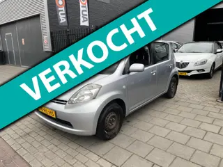 Daihatsu Sirion 2 1.0-12V Trend 3e Eigenaar! Airco NAP APK