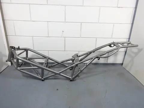FRAME-ONDERDELEN Ducati monster 600 2002 - 2007